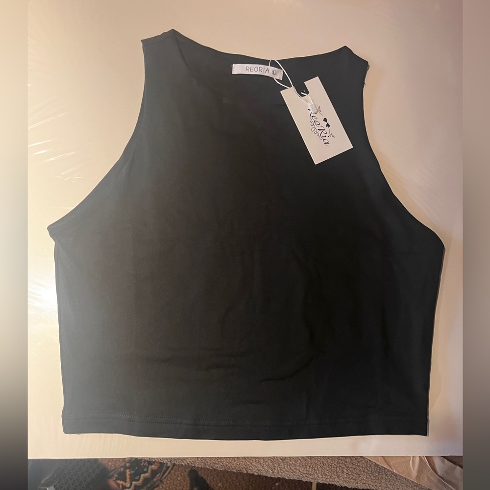 REORIA Women's Sleeveless High Neck
Racerback Cropped Tank Tops, Halter Neck - Picture 6 of 7